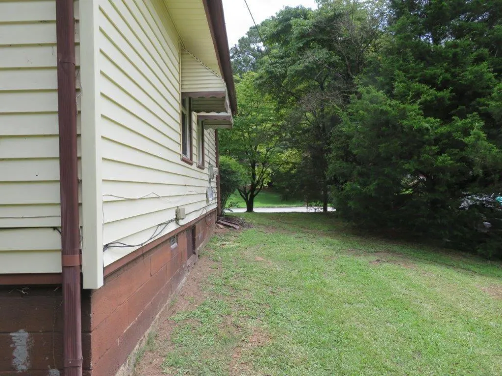 1650 Bridgeport Drive Nw, Atlanta, Georgia 30318, 3 Bedrooms Bedrooms, ,2 BathroomsBathrooms,Residential,For Sale,1650 Bridgeport Drive Nw,7429720