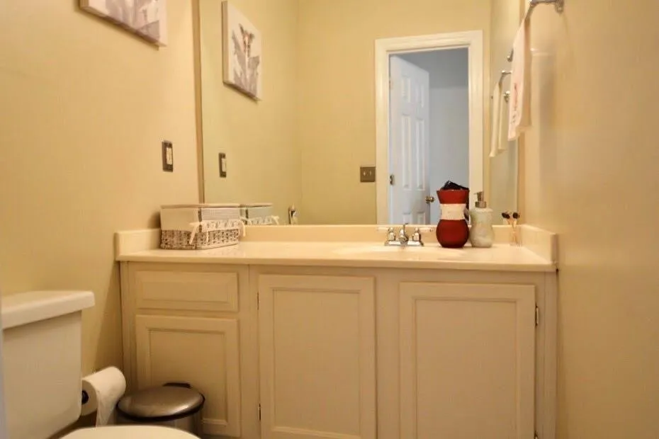 7500 Roswell Road Unit 71, Sandy Springs, Georgia 30350, 2 Bedrooms Bedrooms, ,2 BathroomsBathrooms,Residential,Sold,7500 Roswell Road Unit 71,6749563