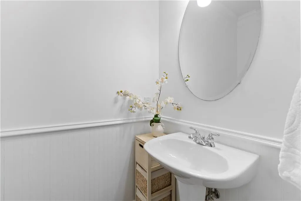 1783 Drew Drive Nw, Atlanta, Georgia 30318, 3 Bedrooms Bedrooms, ,2 BathroomsBathrooms,Residential,For Sale,1783 Drew Drive Nw,7576557