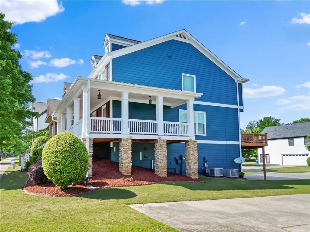 1783 Drew Drive Nw, Atlanta, Georgia 30318, 3 Bedrooms Bedrooms, ,2 BathroomsBathrooms,Residential,For Sale,1783 Drew Drive Nw,7576557