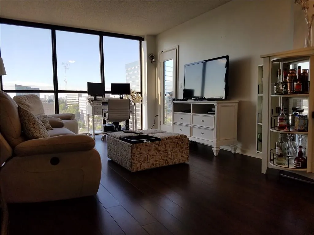 1280 W Peachtree Street Nw Unit 1912, Atlanta, Georgia 30309, 1 Bedroom Bedrooms, ,1 BathroomBathrooms,Residential,Sold,1280 W Peachtree Street Nw Unit 1912,5724171