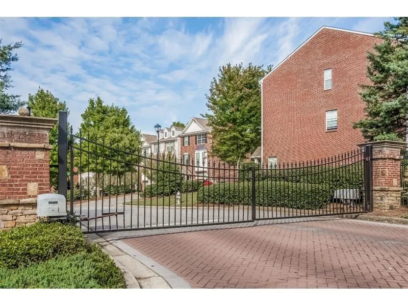 7852 Kiverton Place, Sandy Springs, Georgia 30350, 3 Bedrooms Bedrooms, ,3 BathroomsBathrooms,Residential,Sold,7852 Kiverton Place,6875293