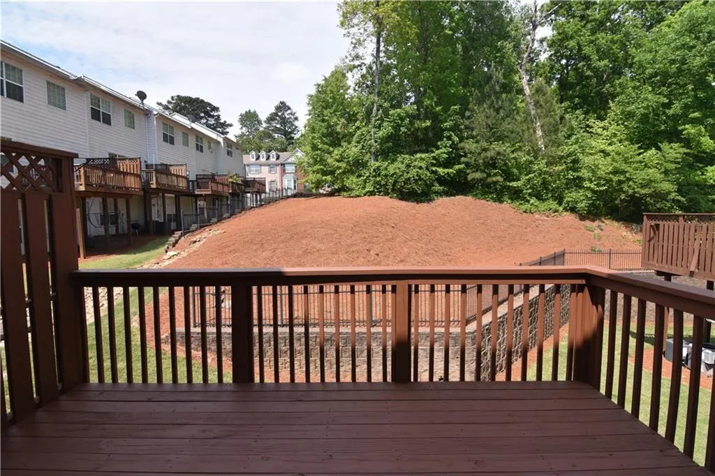 7852 Kiverton Place, Sandy Springs, Georgia 30350, 3 Bedrooms Bedrooms, ,3 BathroomsBathrooms,Residential,Sold,7852 Kiverton Place,6875293