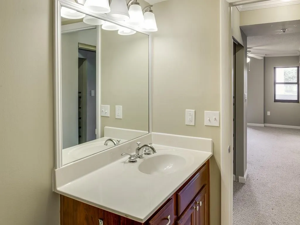 795 Hammond Drive Unit 313, Atlanta, Georgia 30328, 2 Bedrooms Bedrooms, ,2 BathroomsBathrooms,Residential,Sold,795 Hammond Drive Unit 313,5900016