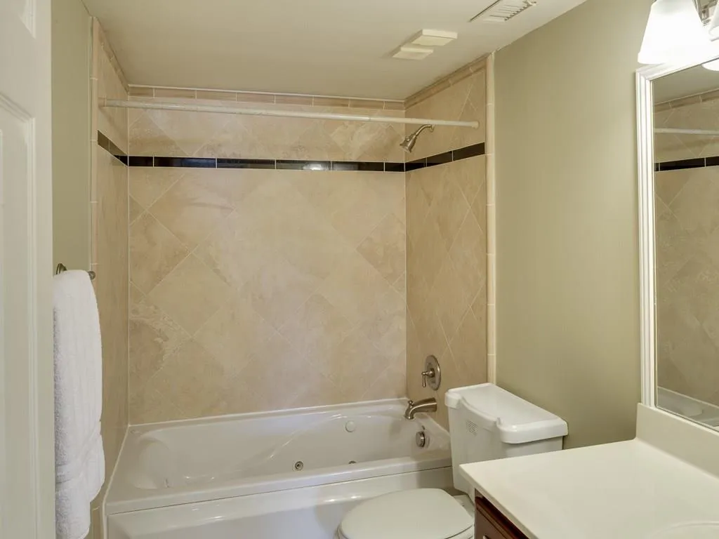 795 Hammond Drive Unit 313, Atlanta, Georgia 30328, 2 Bedrooms Bedrooms, ,2 BathroomsBathrooms,Residential,Sold,795 Hammond Drive Unit 313,5900016