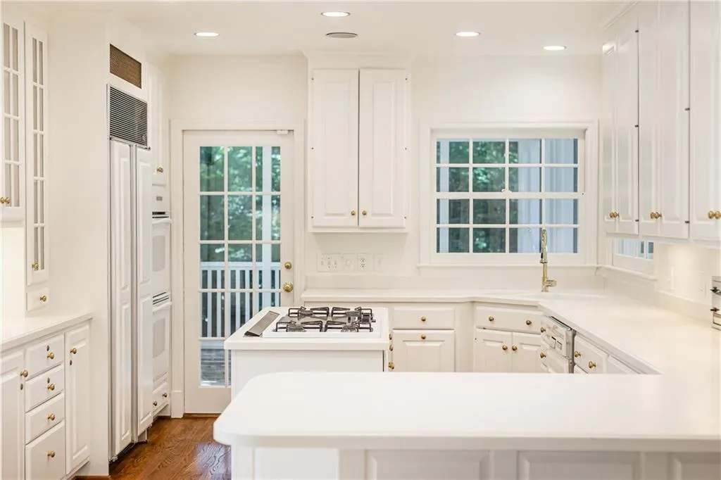 23 Wakefield Drive Ne, Atlanta, Georgia 30309, 5 Bedrooms Bedrooms, ,5 BathroomsBathrooms,Residential,For Sale,23 Wakefield Drive Ne,7618670
