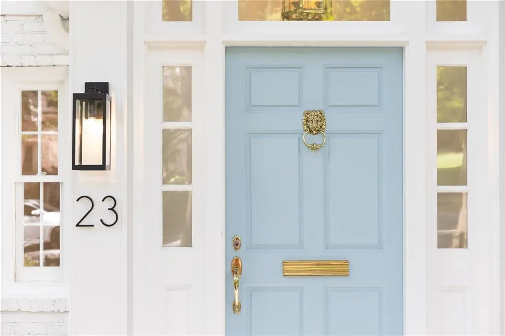 Charming curb appeal