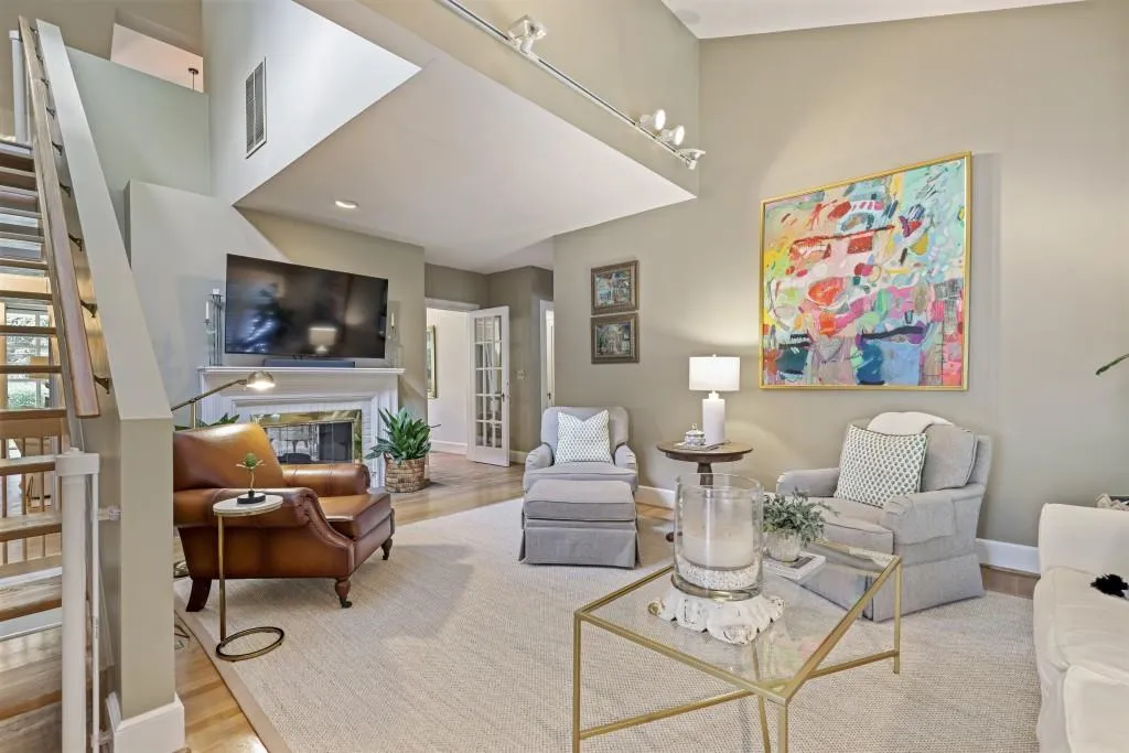 4065 Peachtree Dunwoody Road, Atlanta, Georgia 30342, 5 Bedrooms Bedrooms, ,4 BathroomsBathrooms,Residential,For Sale,4065 Peachtree Dunwoody Road,7632629