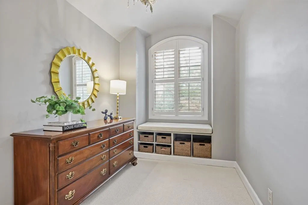 4065 Peachtree Dunwoody Road, Atlanta, Georgia 30342, 5 Bedrooms Bedrooms, ,4 BathroomsBathrooms,Residential,For Sale,4065 Peachtree Dunwoody Road,7632629