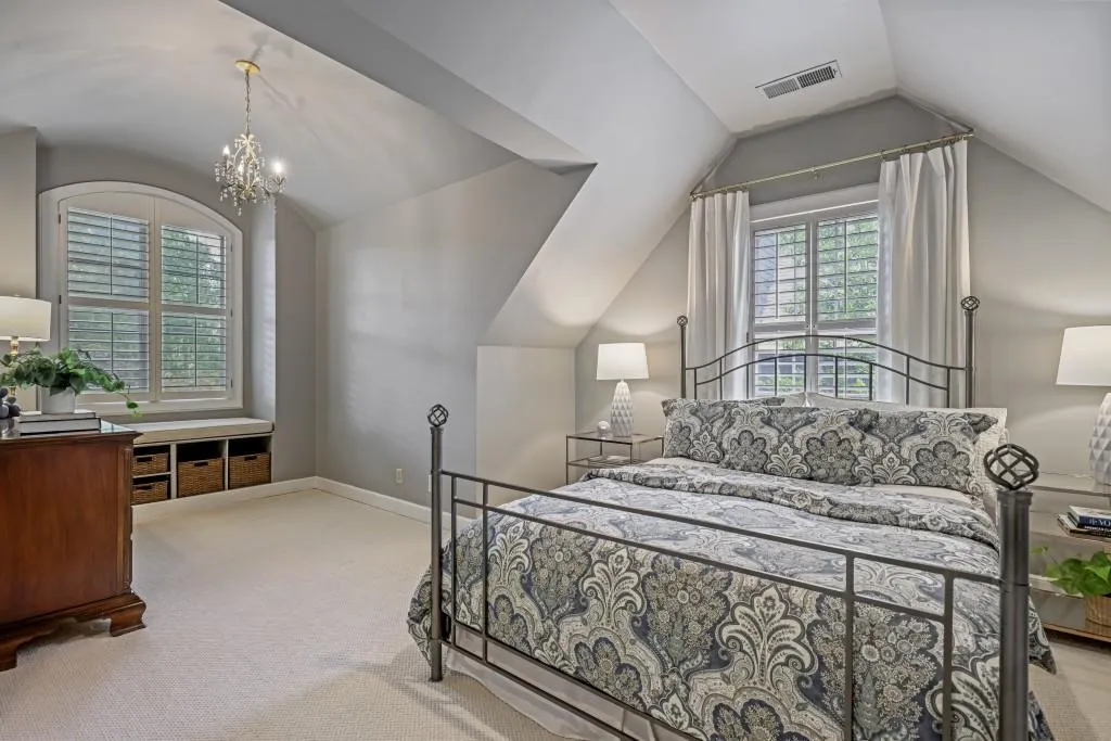 Upstairs bedroom