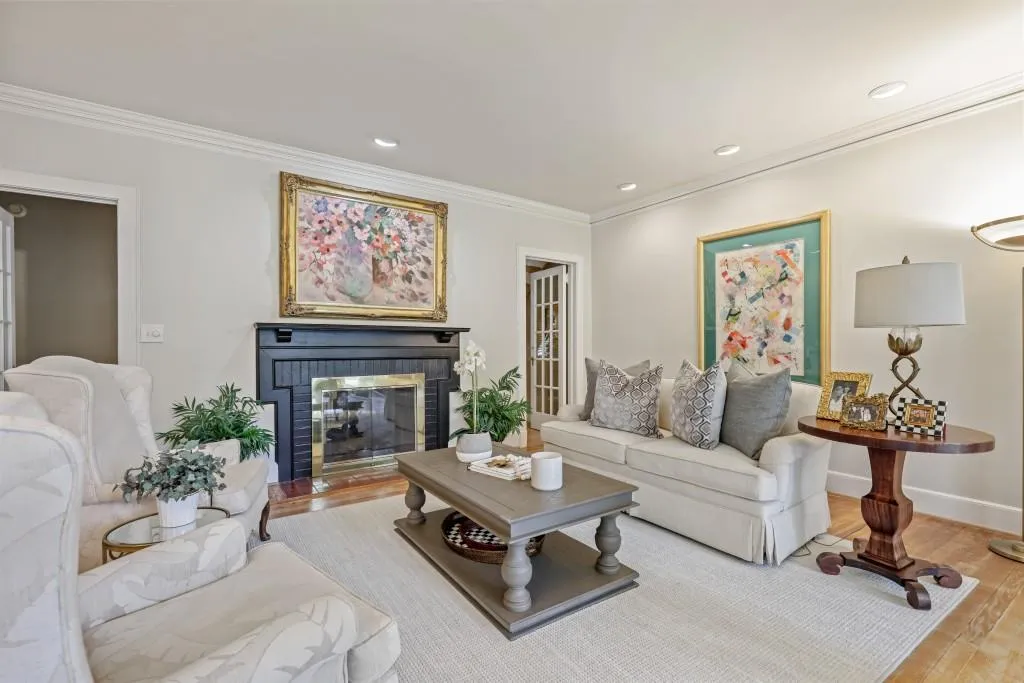 4065 Peachtree Dunwoody Road, Atlanta, Georgia 30342, 5 Bedrooms Bedrooms, ,4 BathroomsBathrooms,Residential,For Sale,4065 Peachtree Dunwoody Road,7632629