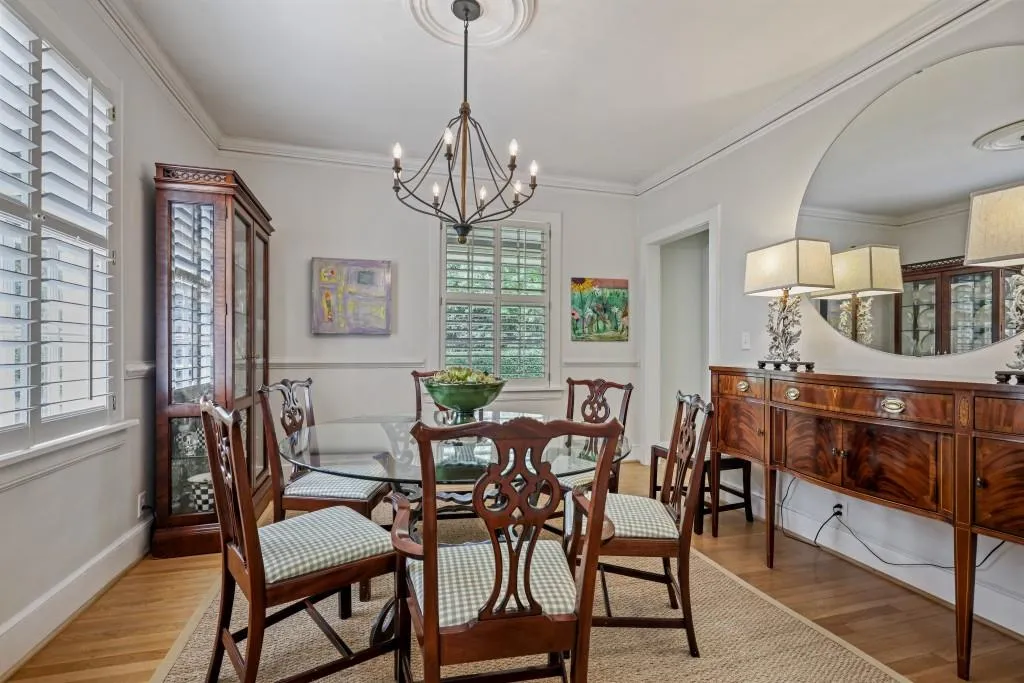 4065 Peachtree Dunwoody Road, Atlanta, Georgia 30342, 5 Bedrooms Bedrooms, ,4 BathroomsBathrooms,Residential,For Sale,4065 Peachtree Dunwoody Road,7632629