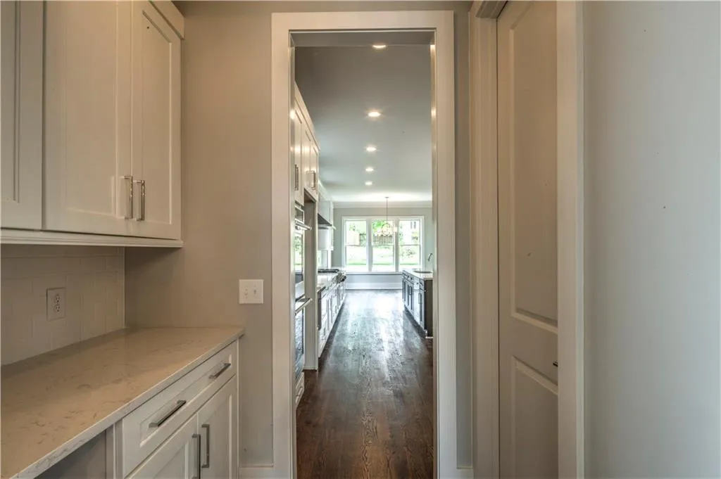2627 Caldwell Road Ne, Brookhaven, Georgia 30319, 4 Bedrooms Bedrooms, ,5 BathroomsBathrooms,Residential,Sold,2627 Caldwell Road Ne,5681301