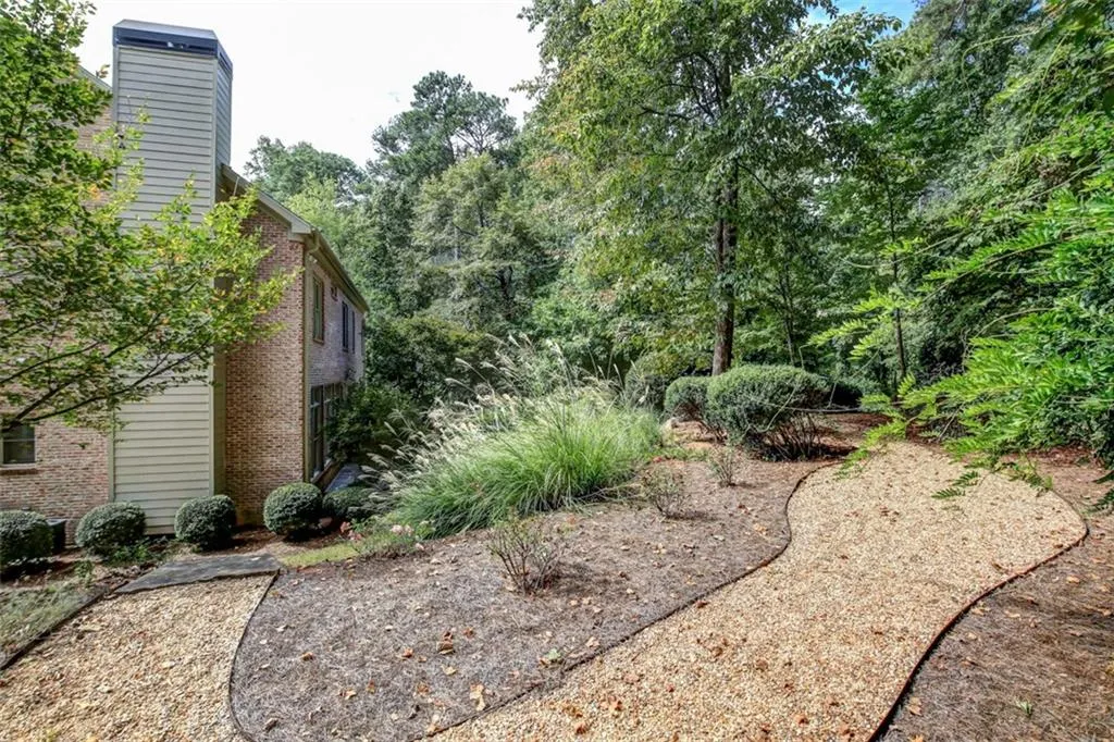 289 Forest Valley Court, Sandy Springs, Georgia 30342, 5 Bedrooms Bedrooms, ,5 BathroomsBathrooms,Residential,Sold,289 Forest Valley Court,5915254