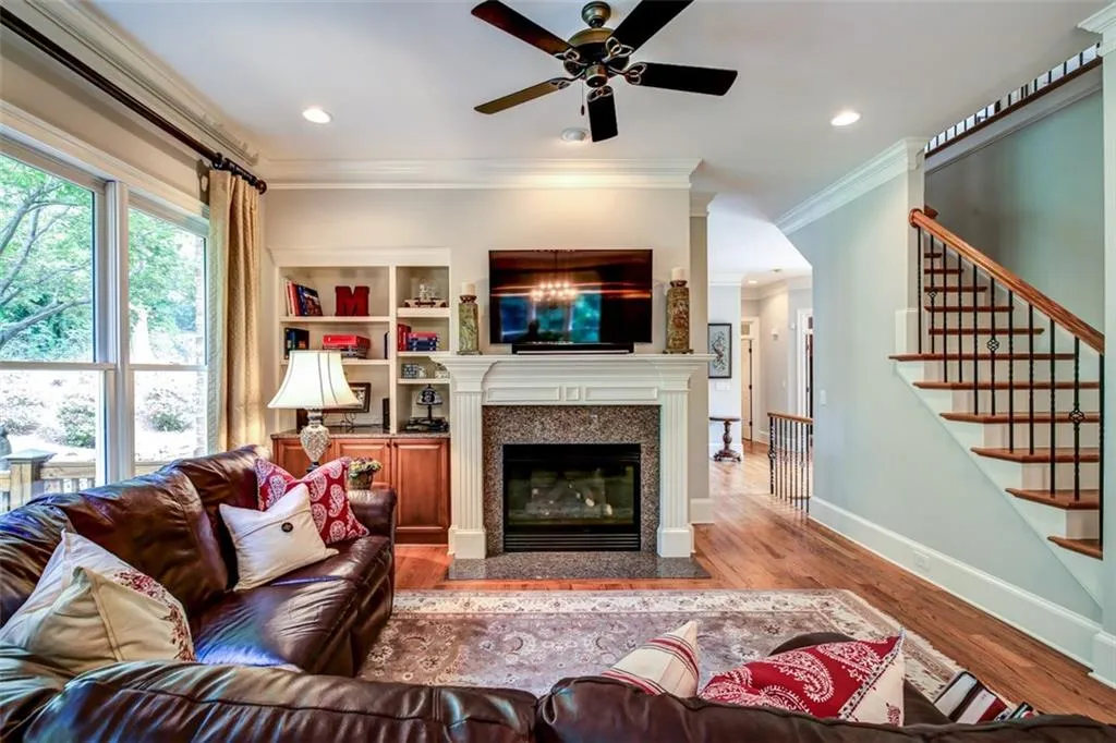 289 Forest Valley Court, Sandy Springs, Georgia 30342, 5 Bedrooms Bedrooms, ,5 BathroomsBathrooms,Residential,Sold,289 Forest Valley Court,5915254