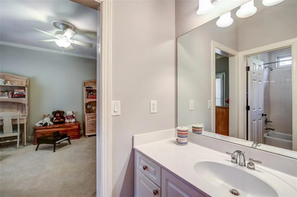 289 Forest Valley Court, Sandy Springs, Georgia 30342, 5 Bedrooms Bedrooms, ,5 BathroomsBathrooms,Residential,Sold,289 Forest Valley Court,5915254