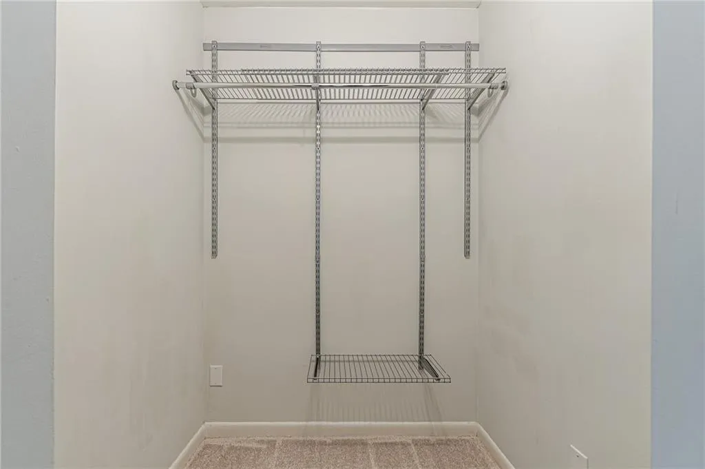 6900 Roswell Road Unit L2, Sandy Springs, Georgia 30328, 2 Bedrooms Bedrooms, ,2 BathroomsBathrooms,Residential,Sold,6900 Roswell Road Unit L2,7246135