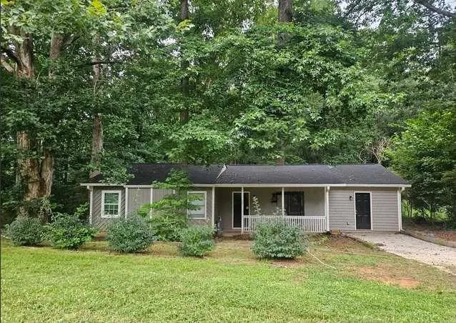 520 Snowfall Terrace, Palmetto, Georgia 30268