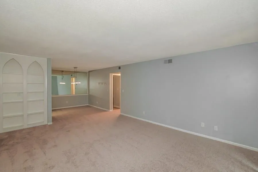 6851 Roswell Road Unit G7, Sandy Springs, Georgia 30328, 2 Bedrooms Bedrooms, ,1 BathroomBathrooms,Residential,Sold,6851 Roswell Road Unit G7,6082876