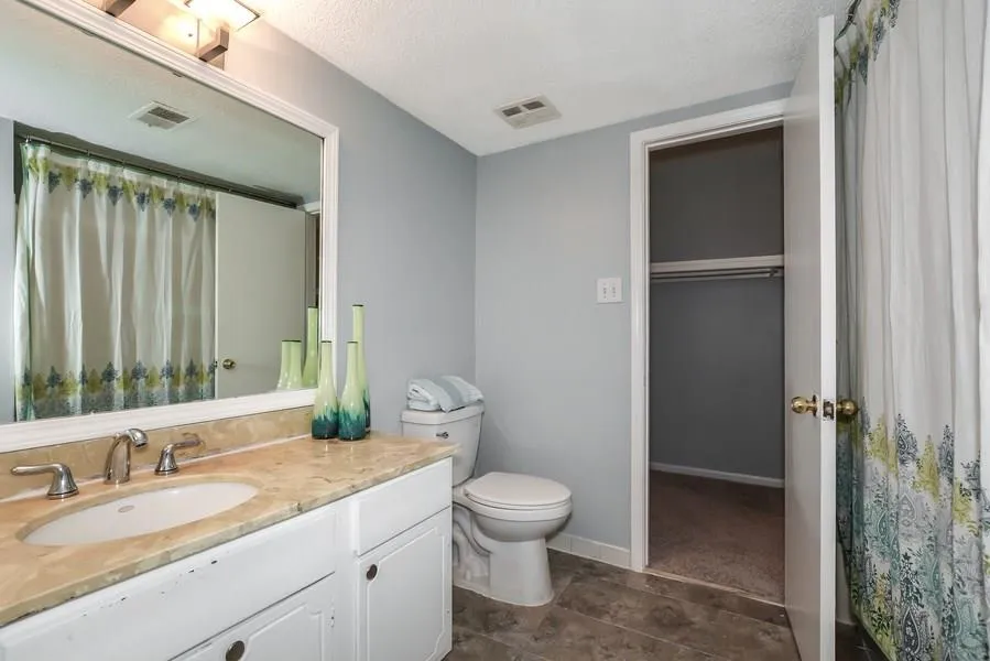 6851 Roswell Road Unit G7, Sandy Springs, Georgia 30328, 2 Bedrooms Bedrooms, ,1 BathroomBathrooms,Residential,Sold,6851 Roswell Road Unit G7,6082876