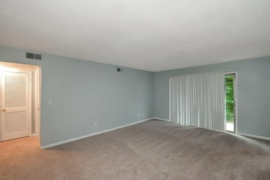 6851 Roswell Road Unit G7, Sandy Springs, Georgia 30328, 2 Bedrooms Bedrooms, ,1 BathroomBathrooms,Residential,Sold,6851 Roswell Road Unit G7,6082876