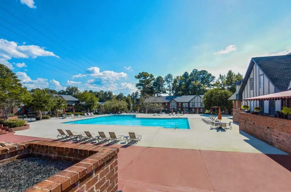 6851 Roswell Road Unit G7, Sandy Springs, Georgia 30328, 2 Bedrooms Bedrooms, ,1 BathroomBathrooms,Residential,Sold,6851 Roswell Road Unit G7,6082876