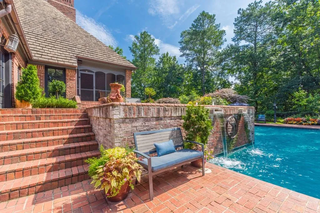 5011 Northside Drive Nw, Atlanta, Georgia 30327, 5 Bedrooms Bedrooms, ,4 BathroomsBathrooms,Residential,Sold,5011 Northside Drive Nw,6766013