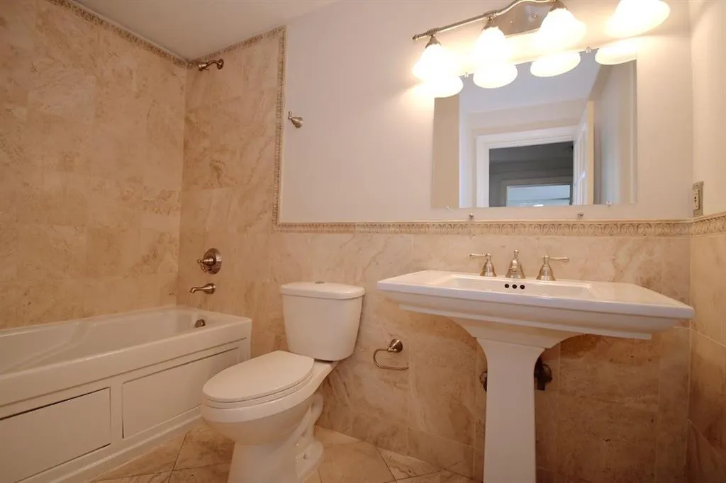 795 Hammond Drive Unit 2408, Atlanta, Georgia 30328, 2 Bedrooms Bedrooms, ,2 BathroomsBathrooms,Residential,Sold,795 Hammond Drive Unit 2408,6596965