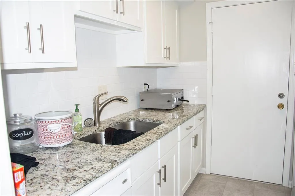 6851 Roswell Rd Road Unit O 10, Atlanta, Georgia 30328, 1 Bedroom Bedrooms, ,1 BathroomBathrooms,Residential,Sold,6851 Roswell Rd Road Unit O 10,6046747