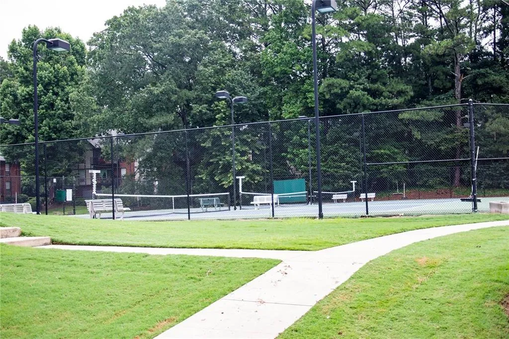 6851 Roswell Rd Road Unit O 10, Atlanta, Georgia 30328, 1 Bedroom Bedrooms, ,1 BathroomBathrooms,Residential,Sold,6851 Roswell Rd Road Unit O 10,6046747