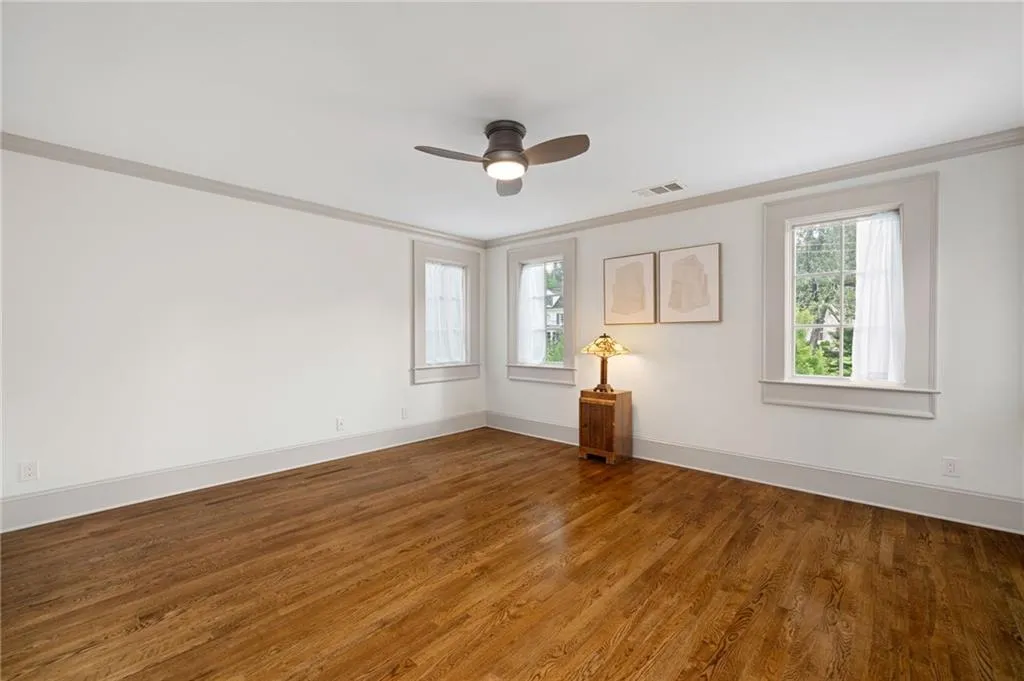 3230 W Andrews Dr, Atlanta, Georgia 30305, 6 Bedrooms Bedrooms, 0 ,5 BathroomsBathrooms,Residential,For Sale,3230 W Andrews Dr,7819742