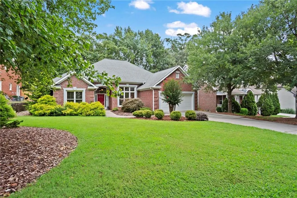 1343 Brookhaven Garden Lane Ne, Atlanta, Georgia 30319, 4 Bedrooms Bedrooms, ,3 BathroomsBathrooms,Residential,For Sale,1343 Brookhaven Garden Lane Ne,7624064