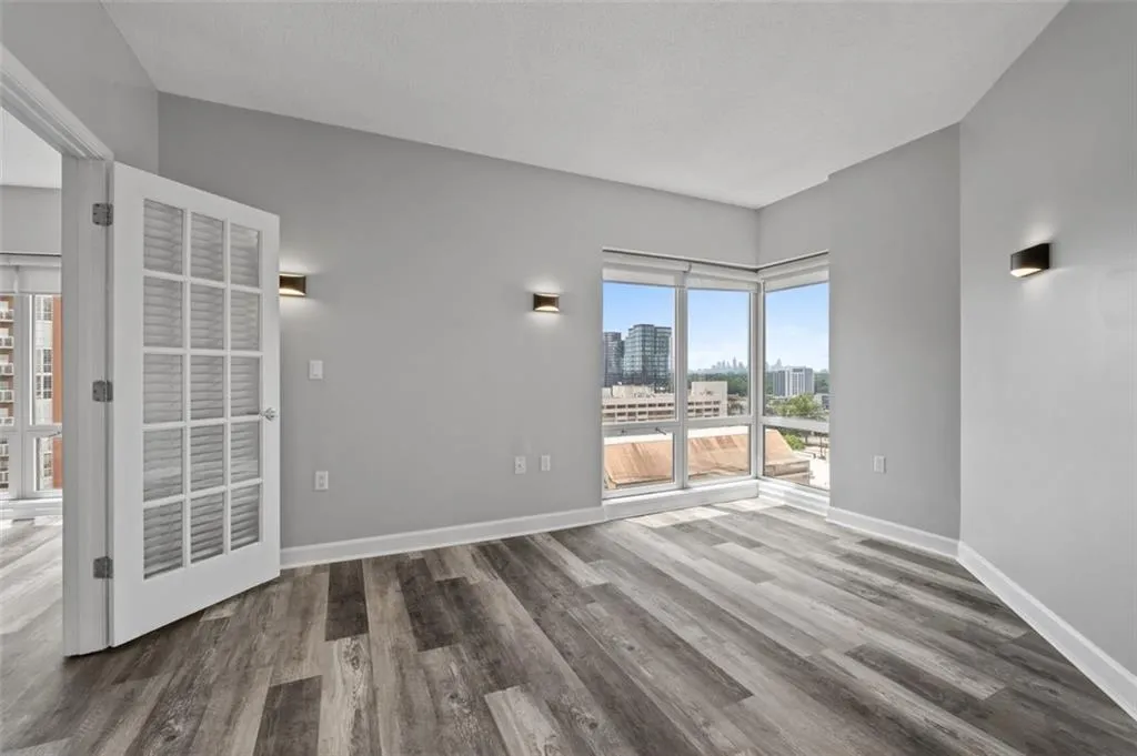 3475 Oak Valley Road Ne Unit 910, Atlanta, Georgia 30326, 2 Bedrooms Bedrooms, ,1 BathroomBathrooms,Residential,For Sale,3475 Oak Valley Road Ne Unit 910,7607023