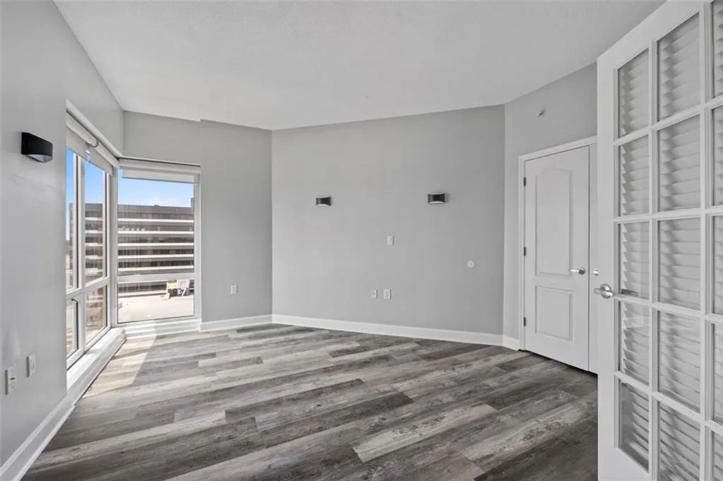 3475 Oak Valley Road Ne Unit 910, Atlanta, Georgia 30326, 2 Bedrooms Bedrooms, ,1 BathroomBathrooms,Residential,For Sale,3475 Oak Valley Road Ne Unit 910,7607023