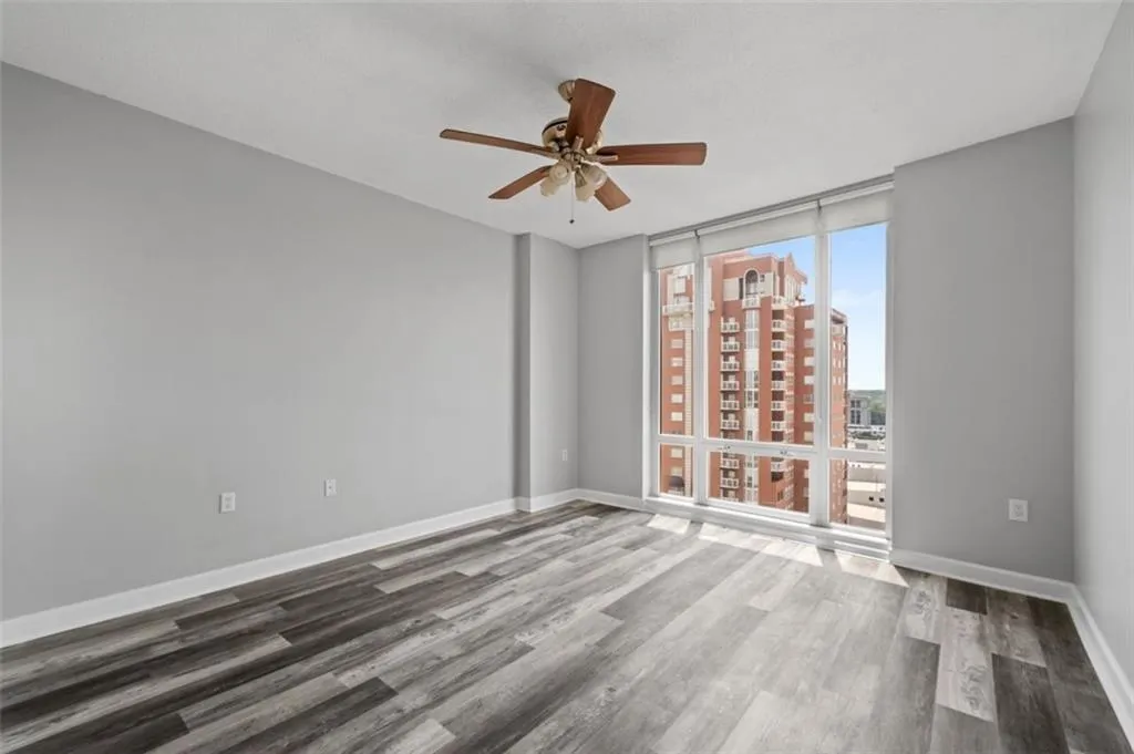 3475 Oak Valley Road Ne Unit 910, Atlanta, Georgia 30326, 2 Bedrooms Bedrooms, ,1 BathroomBathrooms,Residential,For Sale,3475 Oak Valley Road Ne Unit 910,7607023