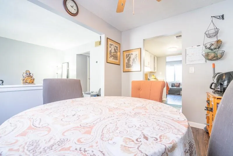 8884 Long Beach Circle, Sandy Springs, Georgia 30350, 3 Bedrooms Bedrooms, ,1 BathroomBathrooms,Residential,Sold,8884 Long Beach Circle,6647557