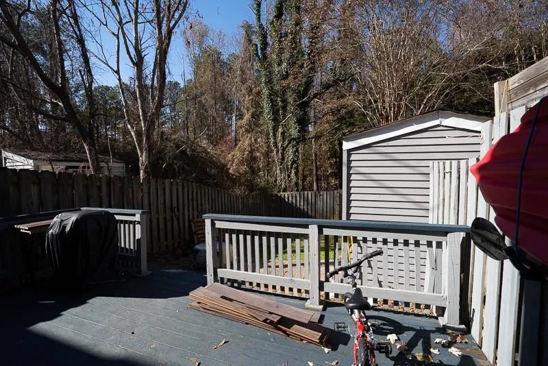 8884 Long Beach Circle, Sandy Springs, Georgia 30350, 3 Bedrooms Bedrooms, ,1 BathroomBathrooms,Residential,Sold,8884 Long Beach Circle,6647557