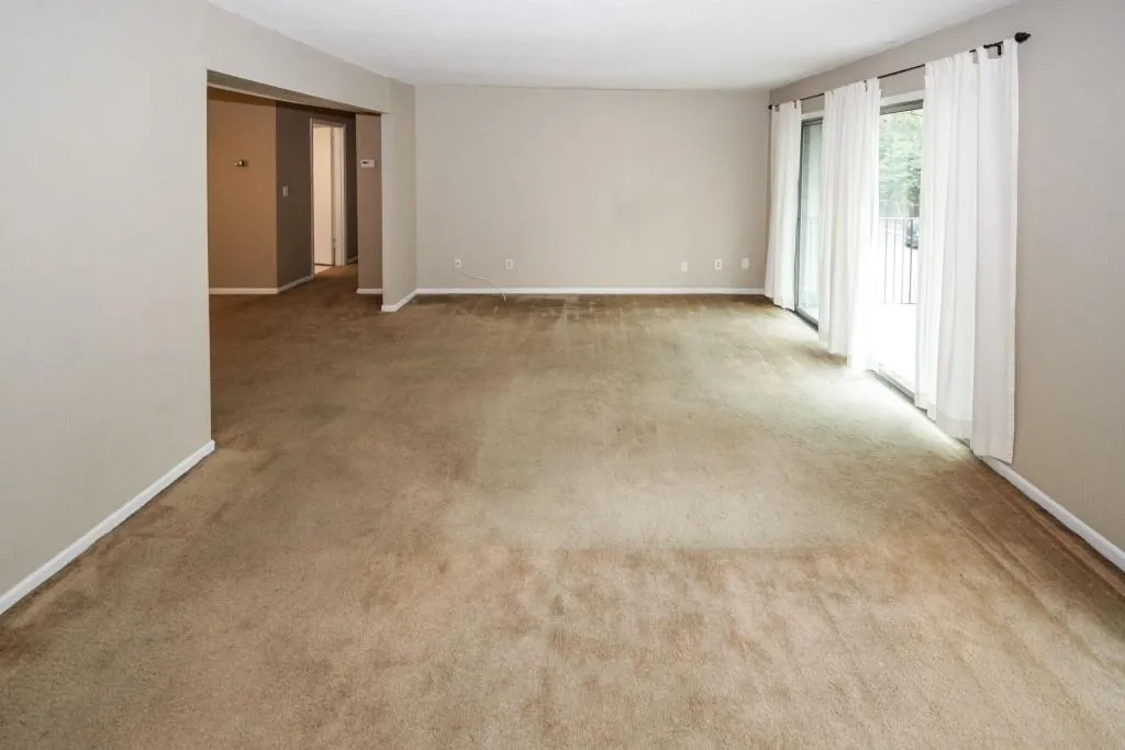 6851 Roswell Road Unit F30, Sandy Springs, Georgia 30328, 2 Bedrooms Bedrooms, ,2 BathroomsBathrooms,Residential,Sold,6851 Roswell Road Unit F30,6506499