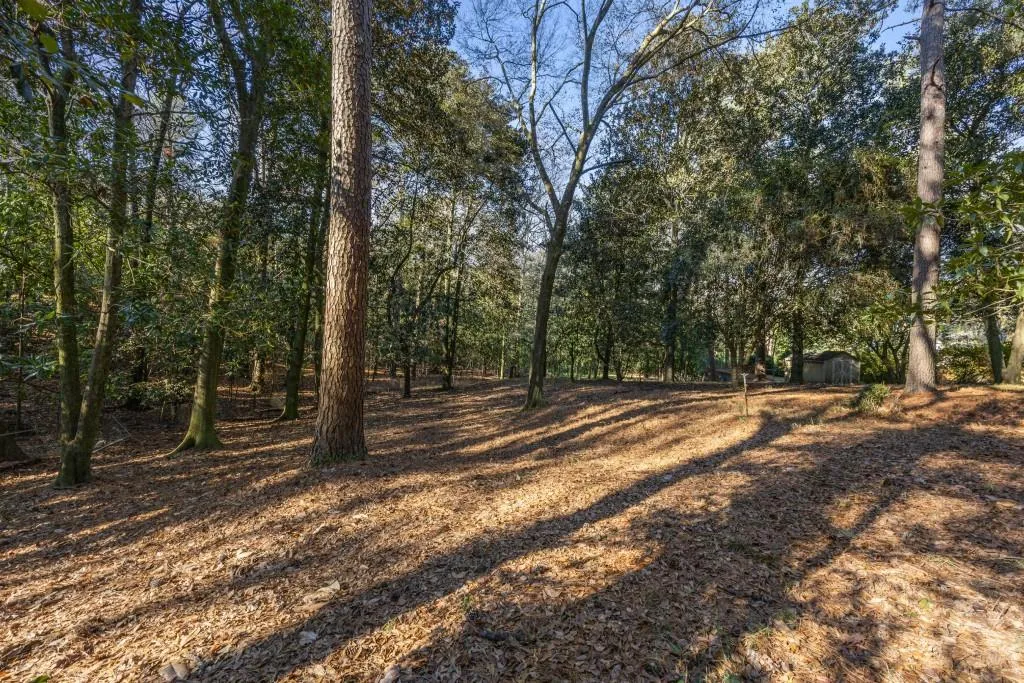 1790 Garraux Road Nw, Atlanta, Georgia 30327, 4 Bedrooms Bedrooms, ,3 BathroomsBathrooms,Residential,For Sale,1790 Garraux Road Nw,7513330