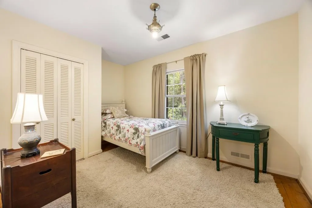 1790 Garraux Road Nw, Atlanta, Georgia 30327, 4 Bedrooms Bedrooms, ,3 BathroomsBathrooms,Residential,For Sale,1790 Garraux Road Nw,7513330