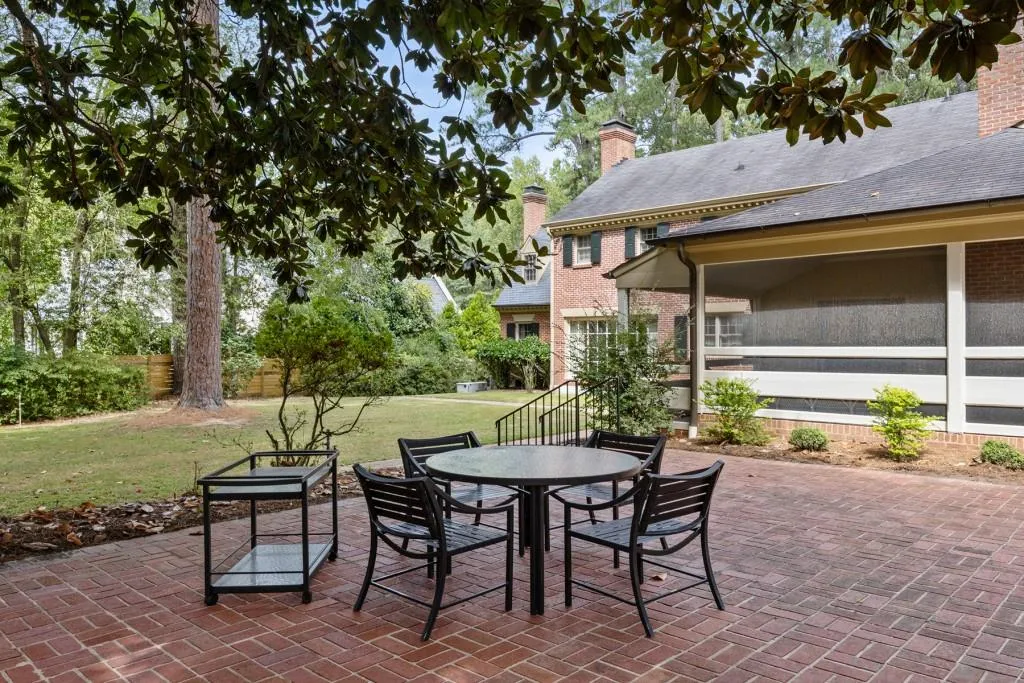 1790 Garraux Road Nw, Atlanta, Georgia 30327, 4 Bedrooms Bedrooms, ,3 BathroomsBathrooms,Residential,For Sale,1790 Garraux Road Nw,7513330