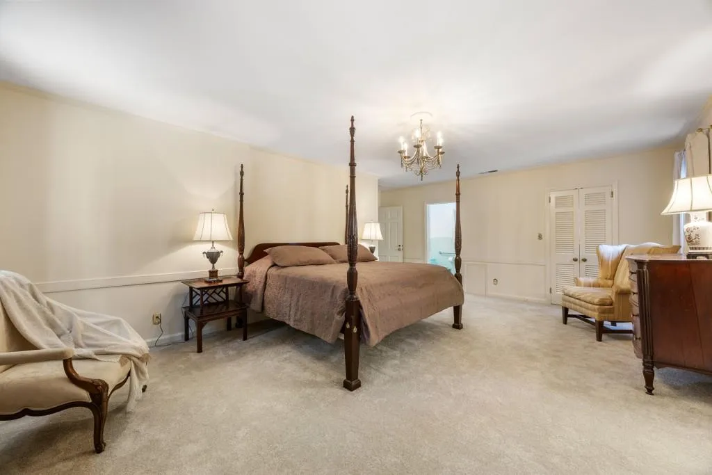 1790 Garraux Road Nw, Atlanta, Georgia 30327, 4 Bedrooms Bedrooms, ,3 BathroomsBathrooms,Residential,For Sale,1790 Garraux Road Nw,7513330