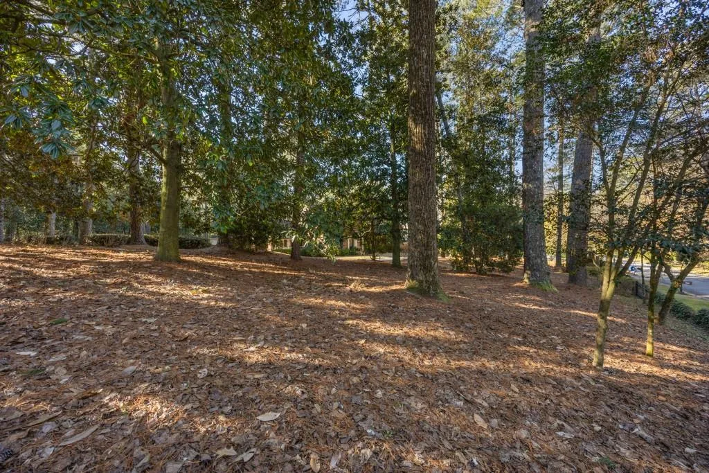 1790 Garraux Road Nw, Atlanta, Georgia 30327, 4 Bedrooms Bedrooms, ,3 BathroomsBathrooms,Residential,For Sale,1790 Garraux Road Nw,7513330