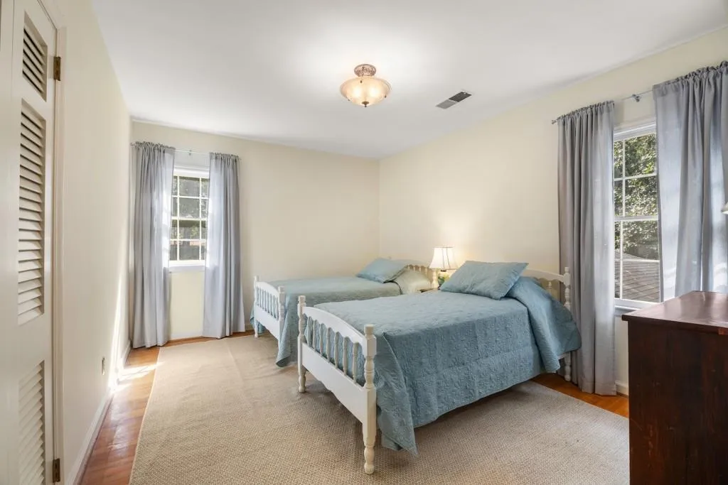 1790 Garraux Road Nw, Atlanta, Georgia 30327, 4 Bedrooms Bedrooms, ,3 BathroomsBathrooms,Residential,For Sale,1790 Garraux Road Nw,7513330