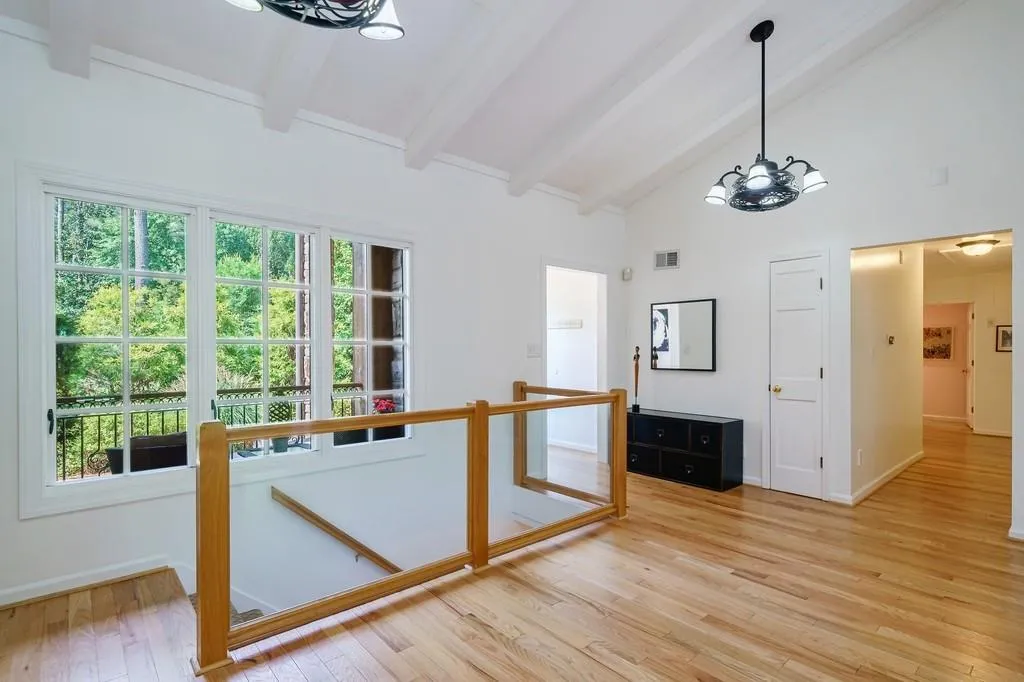 5099 Powers Ferry Road, Sandy Springs, Georgia 30327, 4 Bedrooms Bedrooms, ,3 BathroomsBathrooms,Residential,Sold,5099 Powers Ferry Road,7084004
