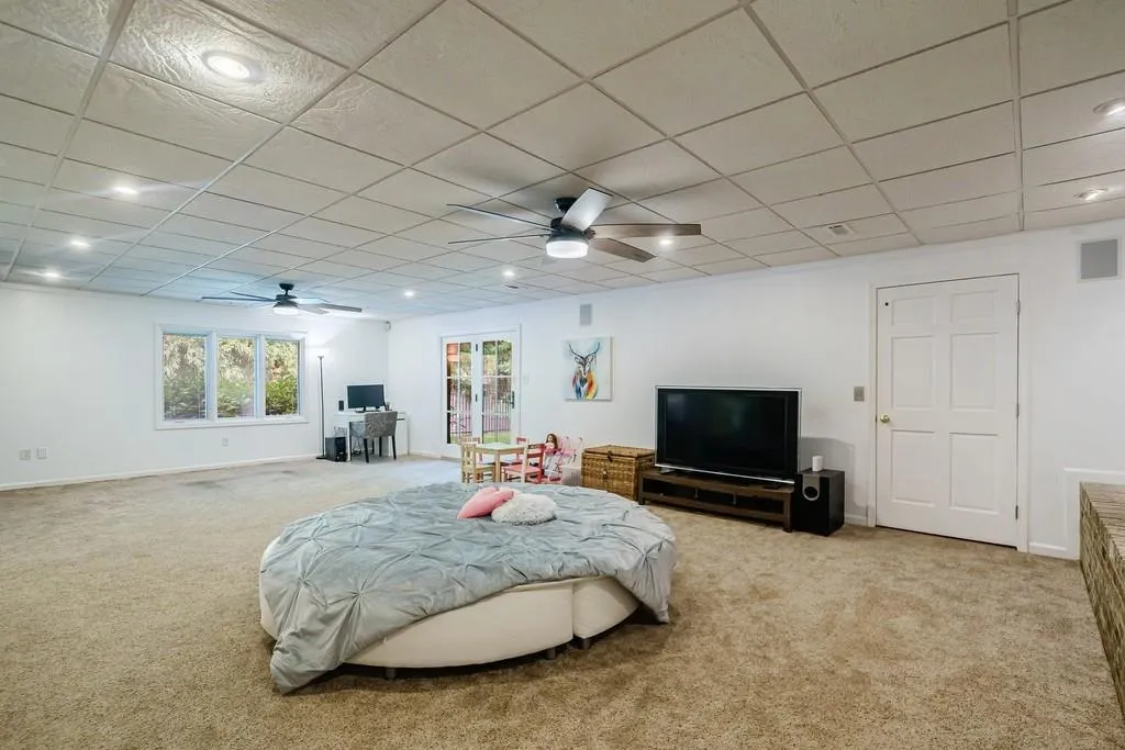 5099 Powers Ferry Road, Sandy Springs, Georgia 30327, 4 Bedrooms Bedrooms, ,3 BathroomsBathrooms,Residential,Sold,5099 Powers Ferry Road,7084004