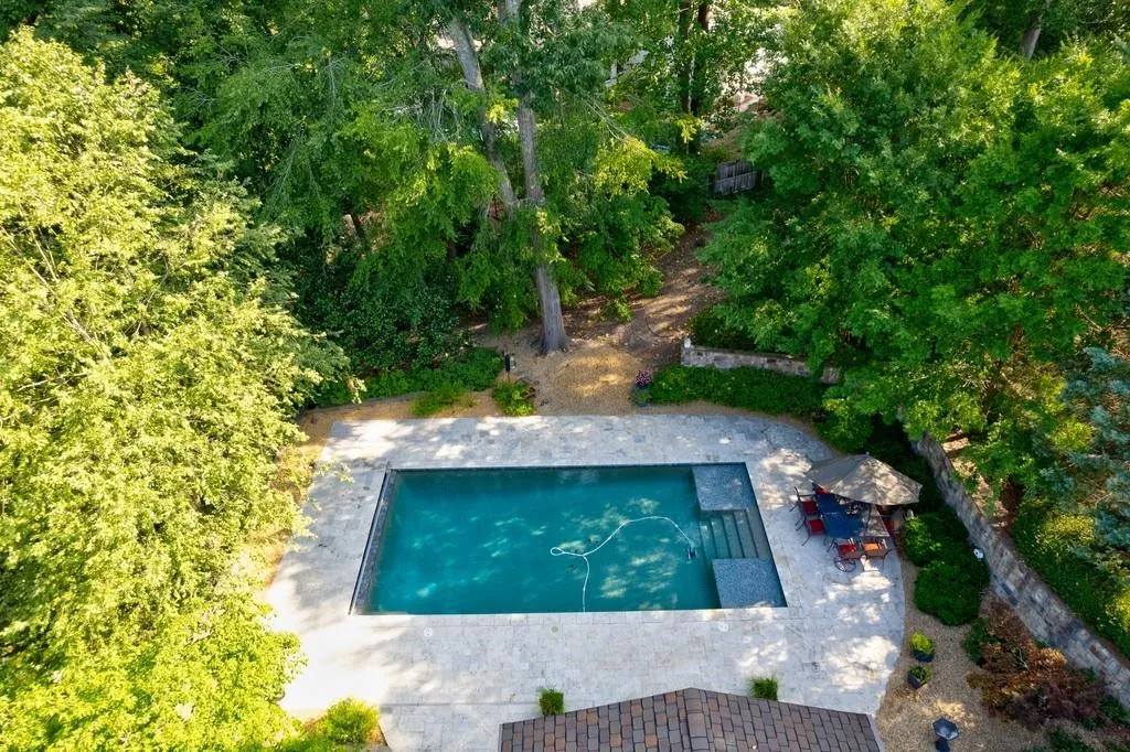 5099 Powers Ferry Road, Sandy Springs, Georgia 30327, 4 Bedrooms Bedrooms, ,3 BathroomsBathrooms,Residential,Sold,5099 Powers Ferry Road,7084004