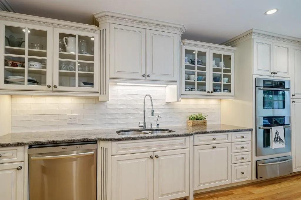 5099 Powers Ferry Road, Sandy Springs, Georgia 30327, 4 Bedrooms Bedrooms, ,3 BathroomsBathrooms,Residential,Sold,5099 Powers Ferry Road,7084004