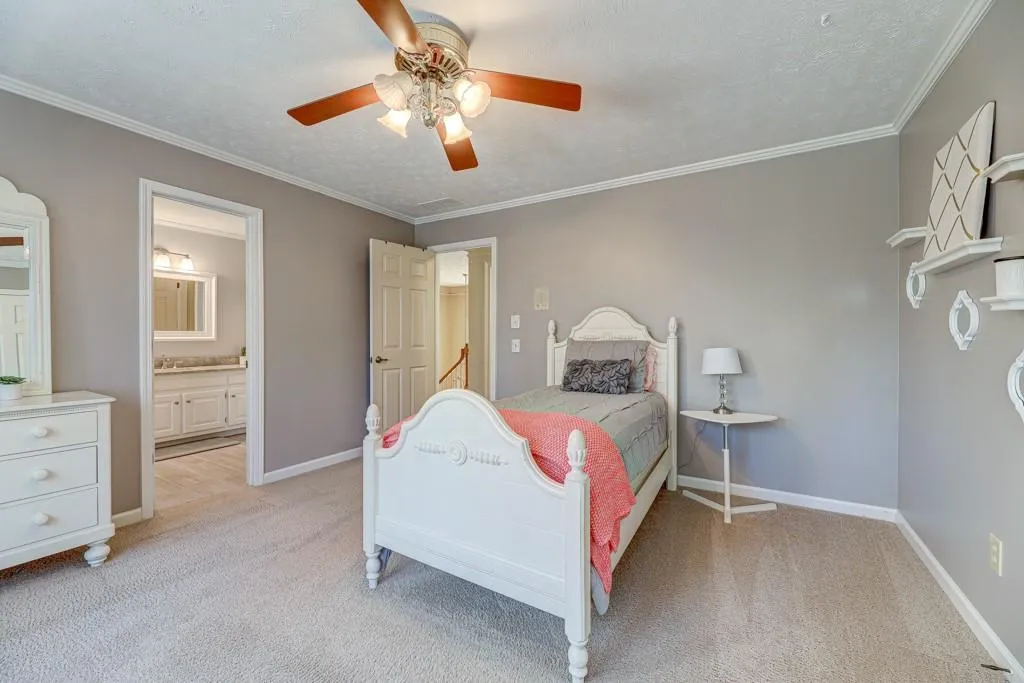 2330 Kimbrough Court, Sandy Springs, Georgia 30350, 4 Bedrooms Bedrooms, ,4 BathroomsBathrooms,Residential,Sold,2330 Kimbrough Court,6687557