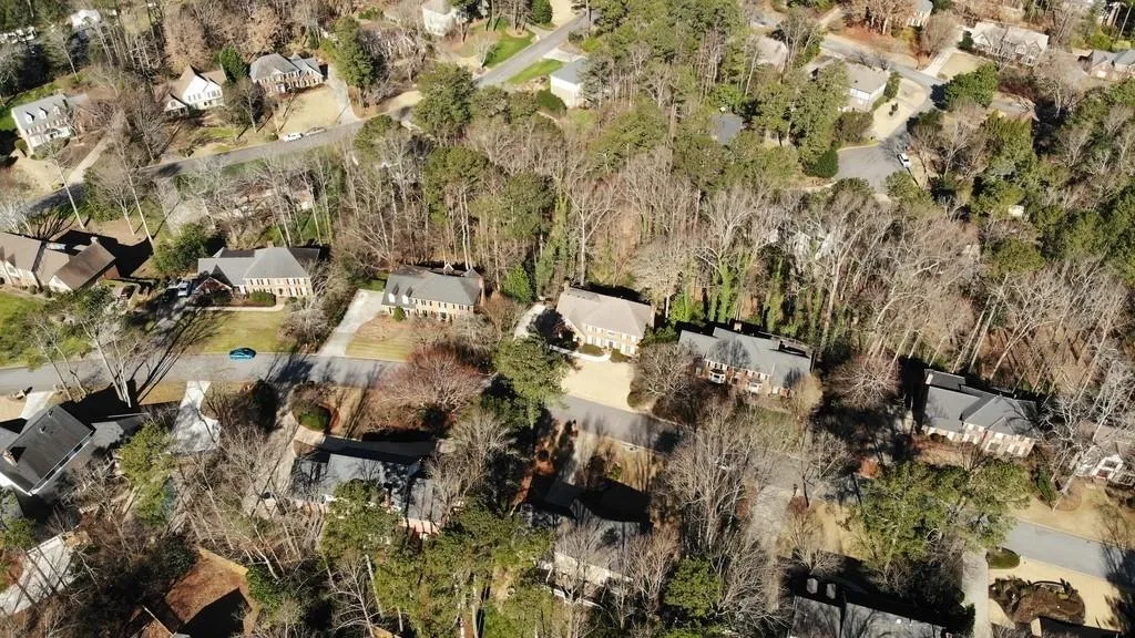 2330 Kimbrough Court, Sandy Springs, Georgia 30350, 4 Bedrooms Bedrooms, ,4 BathroomsBathrooms,Residential,Sold,2330 Kimbrough Court,6687557